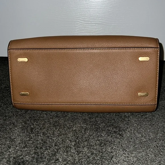 Tory Burch Brown Leather Shoulder Bag with Black Handles - Picture 6 of 16